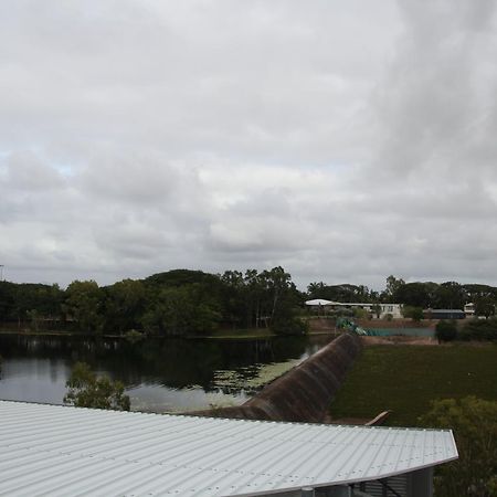 江景小酒馆汽车旅馆 Ross River 外观 照片